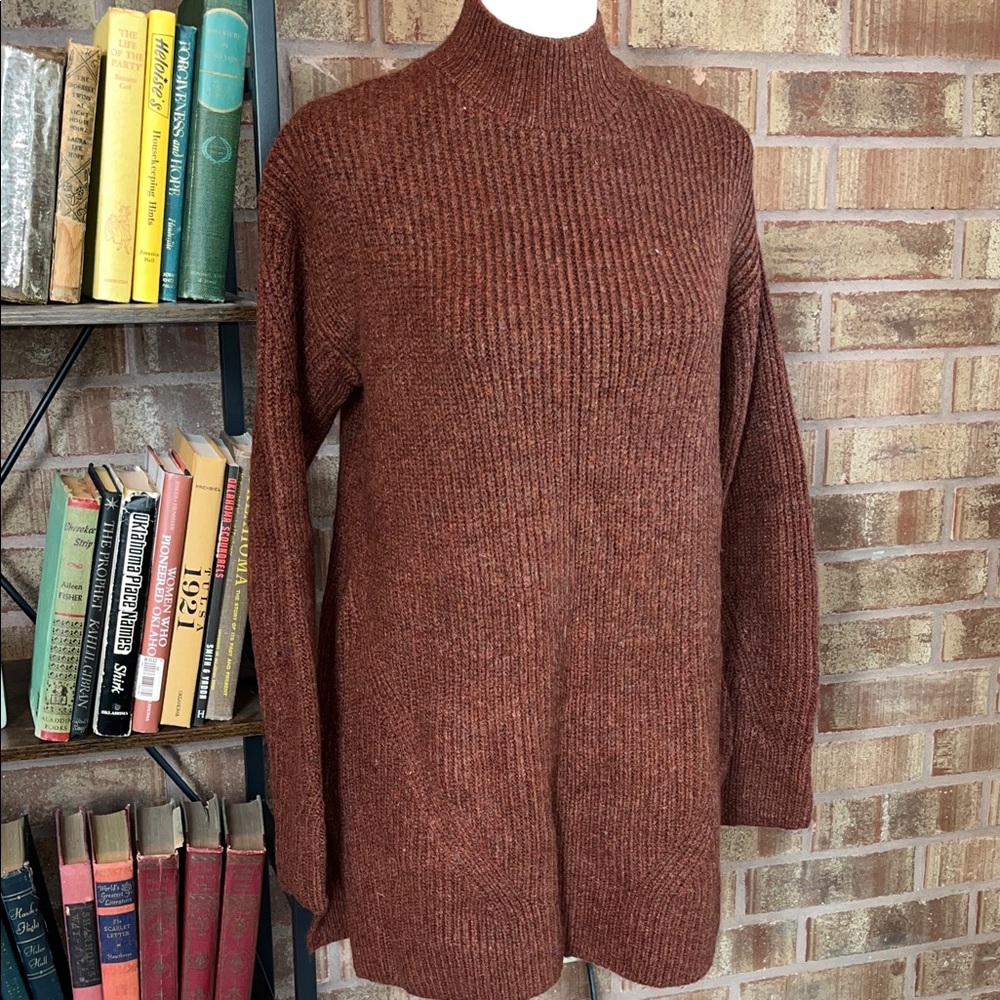 OLD NAVY Tunic Length Rust Colored Acrylic/Nylon/Spandex Sweater Medium